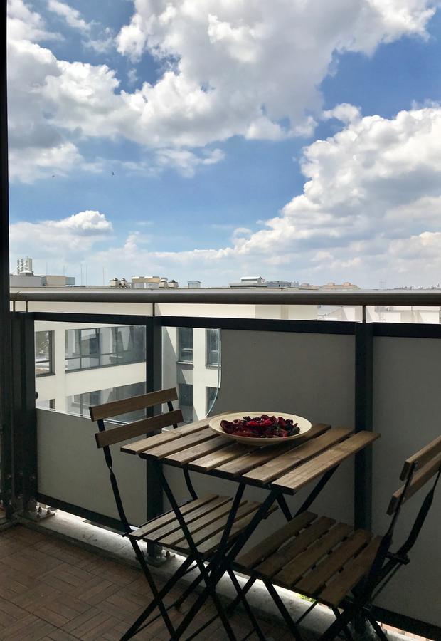 Apartament Odratower Wrocław Extérieur photo